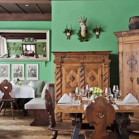 Bruggwirt 4* سانكت يوهان ان تيرو