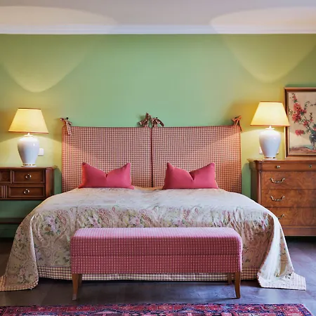 Bruggwirt Hotel 4*